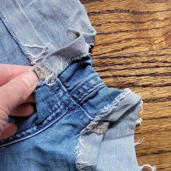 HOLLISTER Blue Whisker Light Wash Cut off Cuffed Jean Denim Micro Shorts Sz.28 - Picture 6 of 11